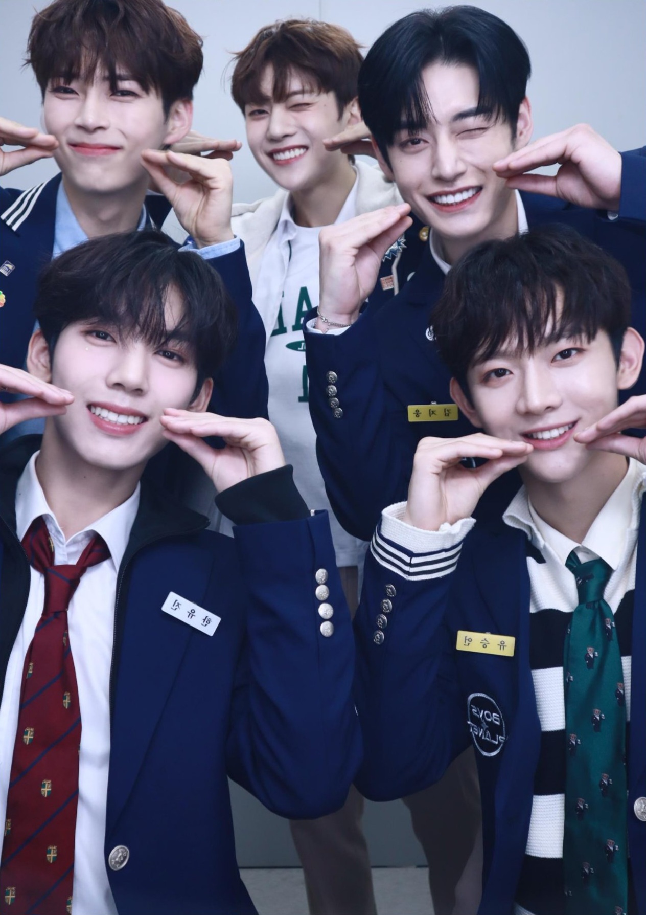 [잡담] 세마넴 인생네컷으로 하는 한유진 졸업식 망상 | 인스티즈