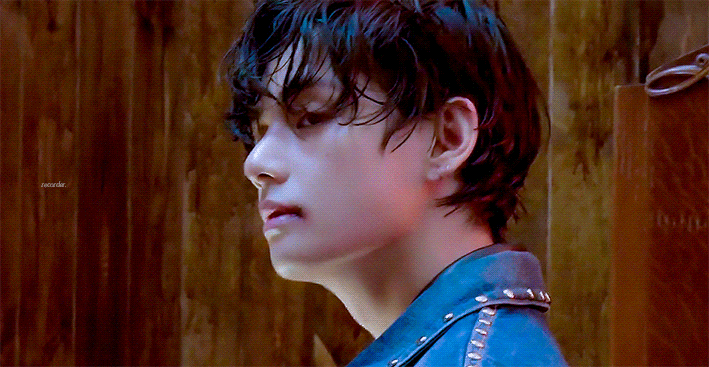 [잡담] 방탄 뷔 얼굴&분위기는 진짜 개쩌는 것 같다... | 인스티즈