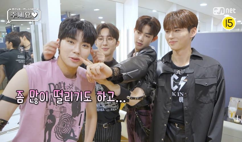 [잡담] 형아들한테 볼콕당하는 건욱이 | 인스티즈