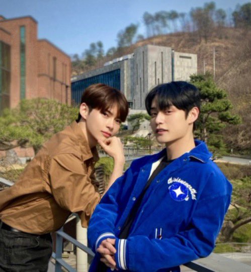 [잡담] 아 어디서 웅성즈보고 가슴이 웅성해진다고 한거 갑자기 생각나서 터짐ㅋㅋㅋㅋㅋㅋ | 인스티즈