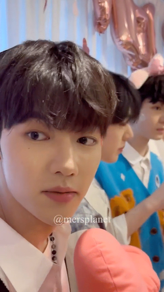 [잡담] 하오는 그냥 얼굴 자체가 애교야 | 인스티즈