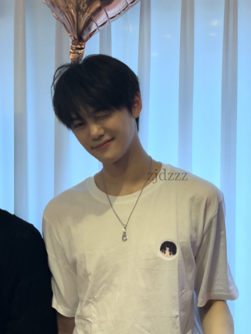 [잡담] 규빈이 때문에 잠은 다잤네ㅠㅠ 일도 제대로 못하고 | 인스티즈