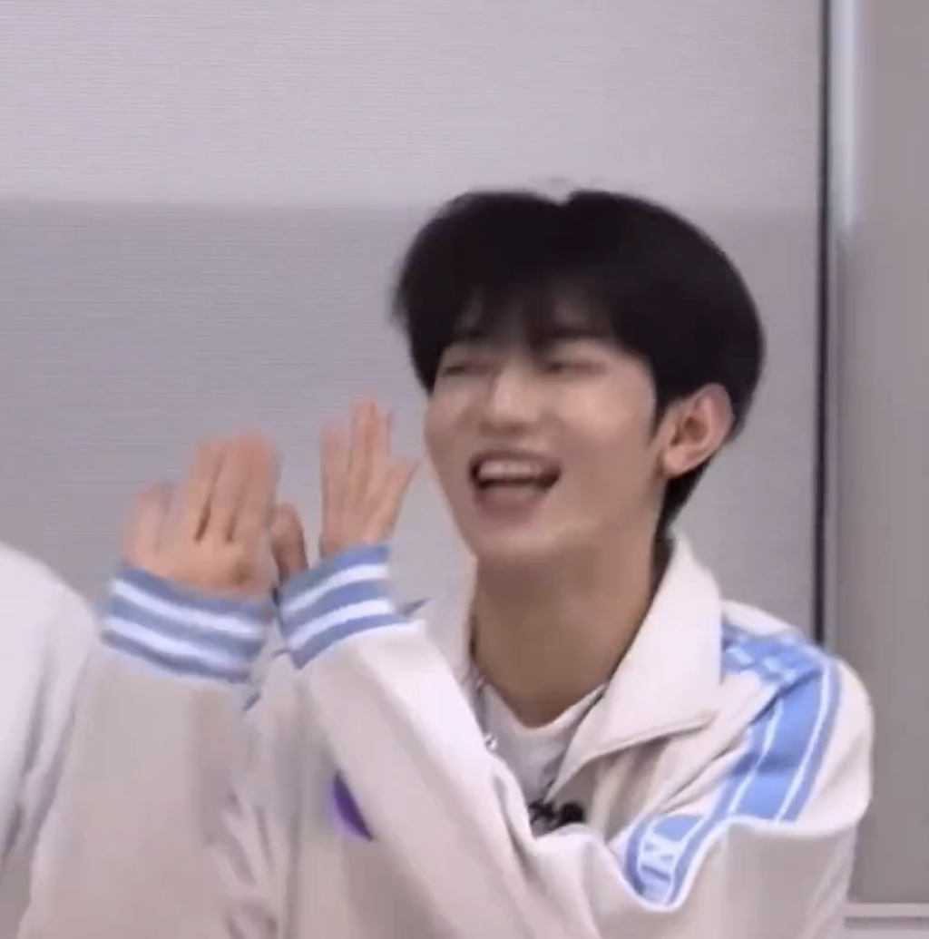 ㄱ [잡담] 장하오 진짜 훈녀수 재질 아니냐고 | 인스티즈