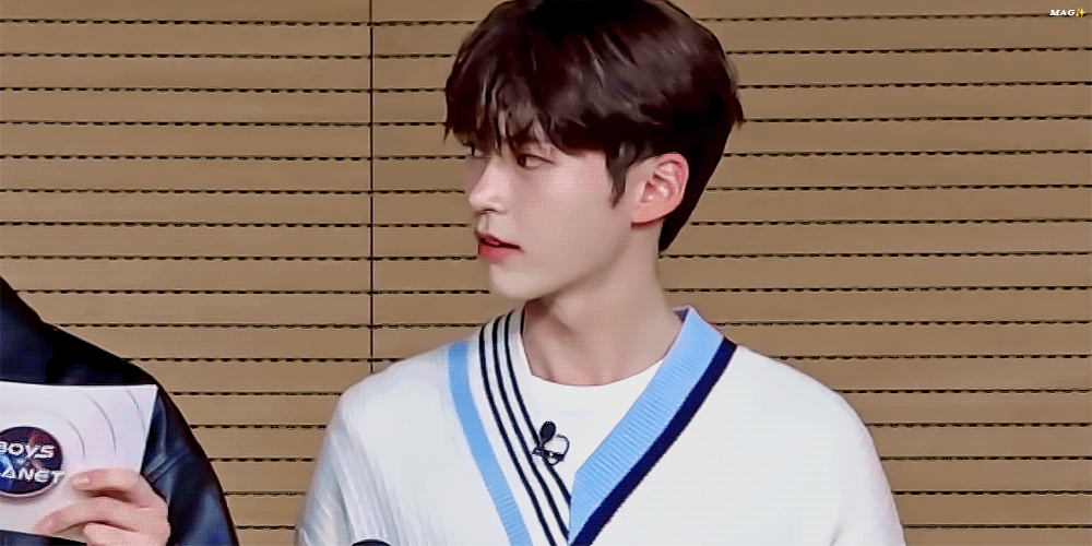 [잡담] 근데 성한빈 왜이렇게 갈수록 살이 쫙쫙 빠져서 오는거같지 | 인스티즈