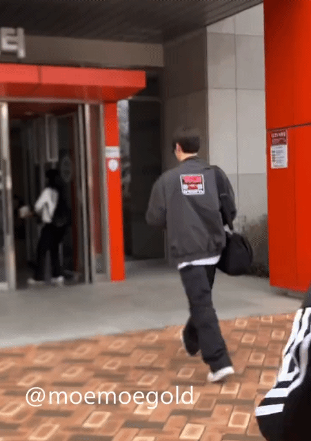 [잡담] 성한빈 이 목격담 떴을때가 왜 벌써 전생같지 | 인스티즈