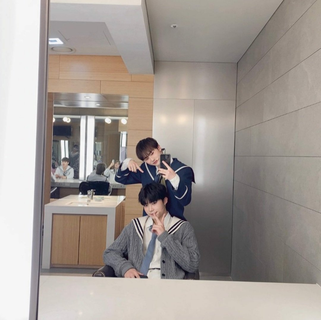 [잡담] 박건욱은 자기 부리 귀여운 거 아는구나? | 인스티즈