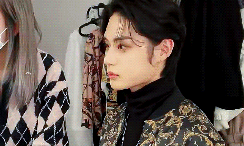 [잡담] 김지웅 이 짤 보고 예쁜데 잘생겼다고 생각함 | 인스티즈