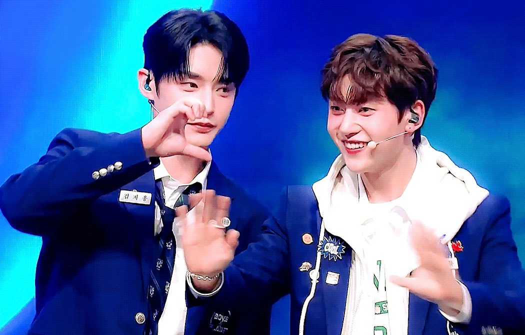 [잡담] 오랜만에 쓰는 기분이지만 하루 남았으니 쏘리질러어억!!! 뿌뿌즈 데뷔해 사랑해!!!!!!!!!!!!!!!!!!! | 인스티즈