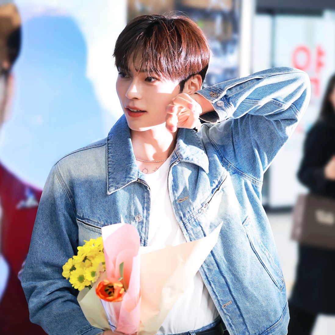 [잡담] 성한빈 이 사진 성한빛나 그 자체✨️ | 인스티즈