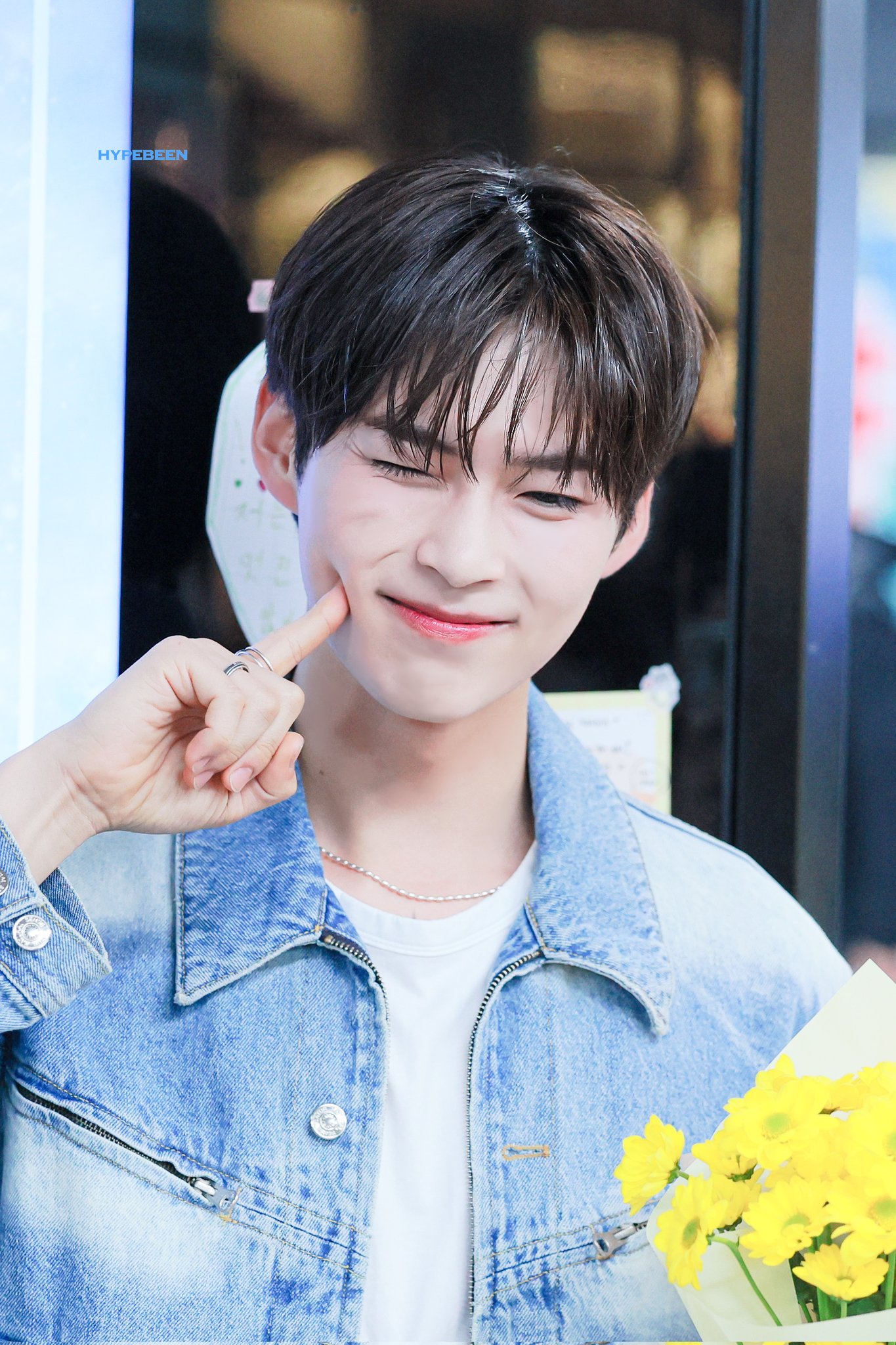 [잡담] 성한빈 이날 샵 어디었을까? | 인스티즈