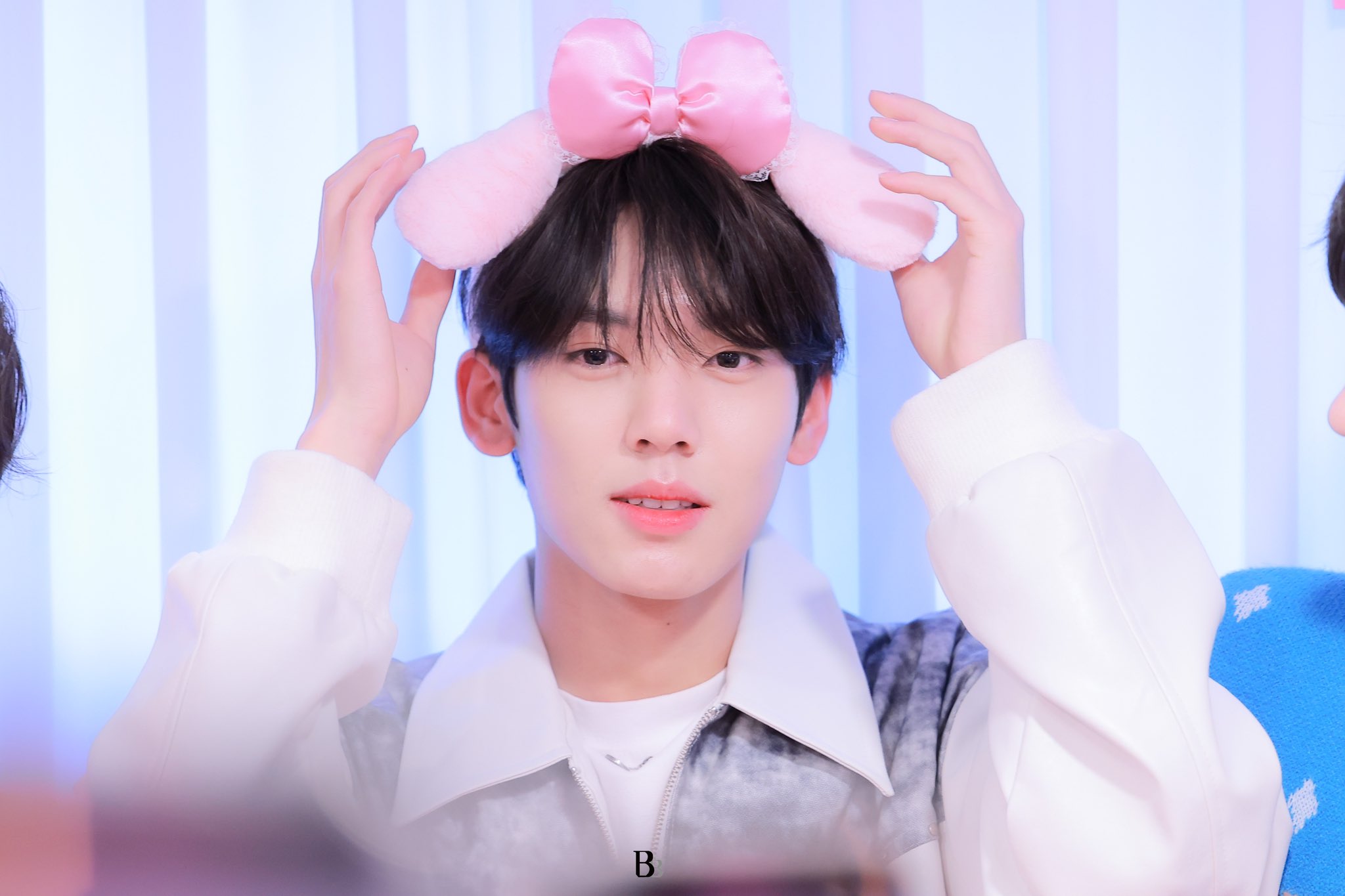 [잡담] 한유진 확신의 마이멜로디 사진 모아모아 🐰🎀 | 인스티즈