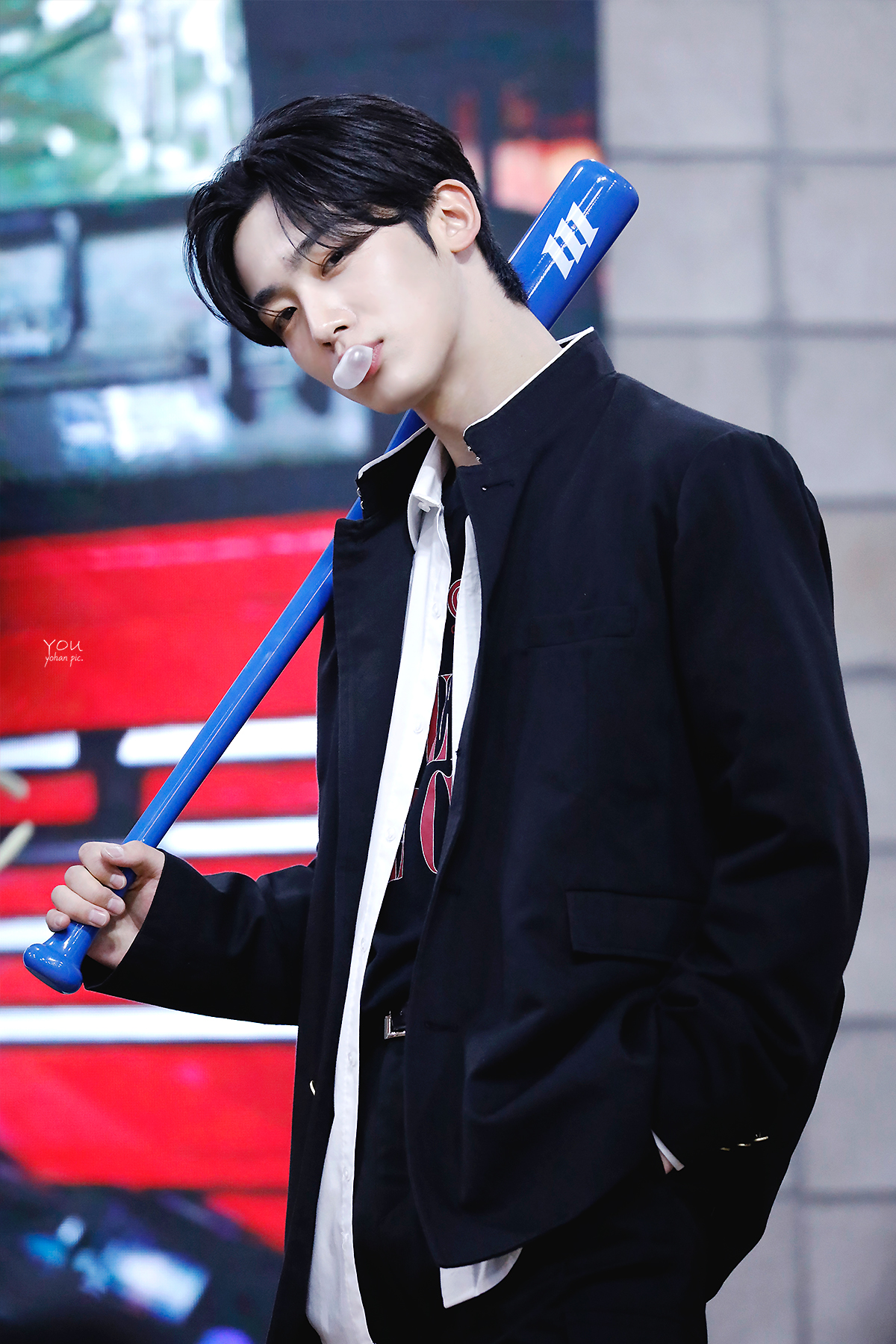 [잡담] 김요한 엘지 시구할때 야구 유니폼도 입겠지? | 인스티즈