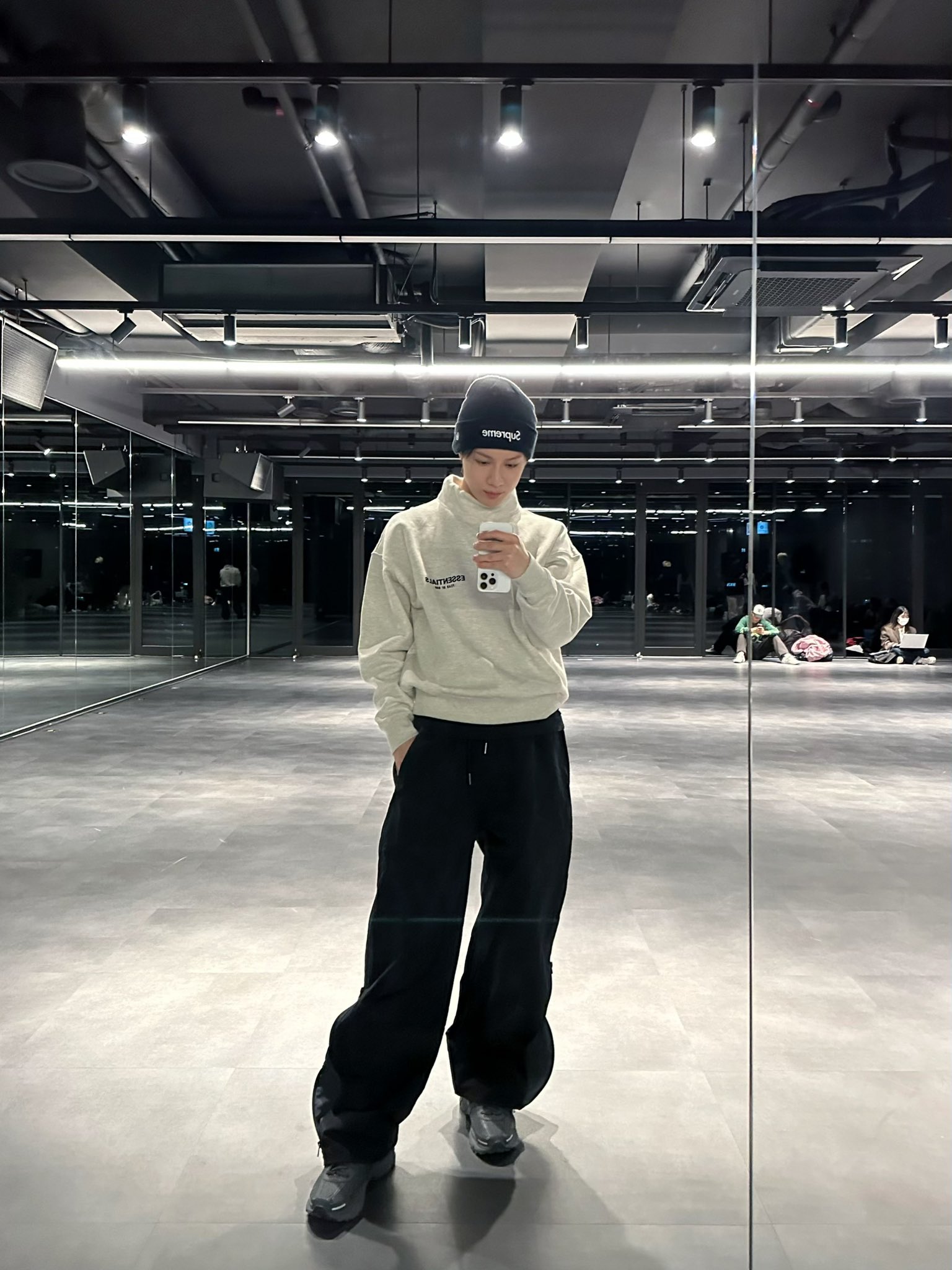 [잡담] 와이드팬츠 입은 이태민이태민이태민 너무 새로움 | 인스티즈