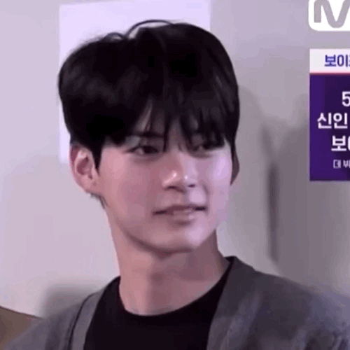 [잡담] 성한빈 자고일어난 얼굴 개좋아 | 인스티즈