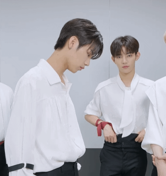 [잡담] 이정현 장하오 둘이 왜이렇게 기엽지... | 인스티즈