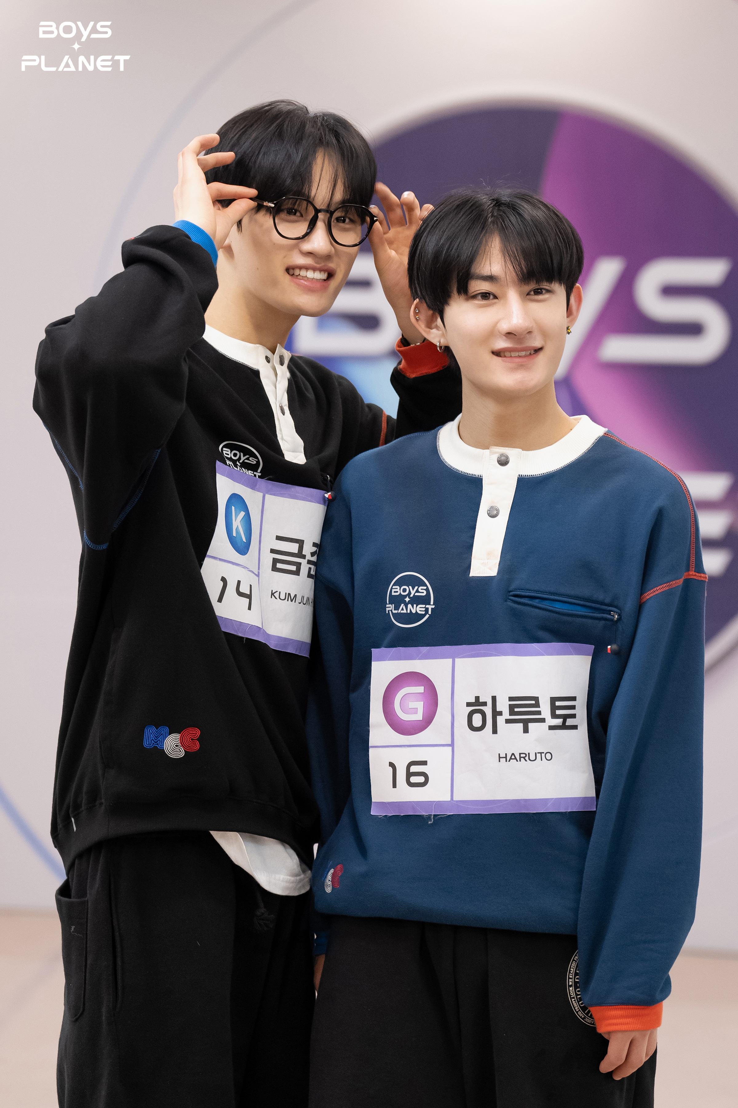 [잡담] 안경 쓴 금준현 실존 🤓 | 인스티즈