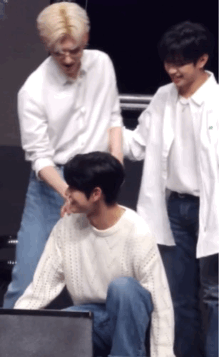 [잡담] 리키 김지웅 짤로보니깐 왜 더 간질간질하냐ㅋㅋㅋㅋㅋㅋㅋㅋㅋㅋㅋ | 인스티즈