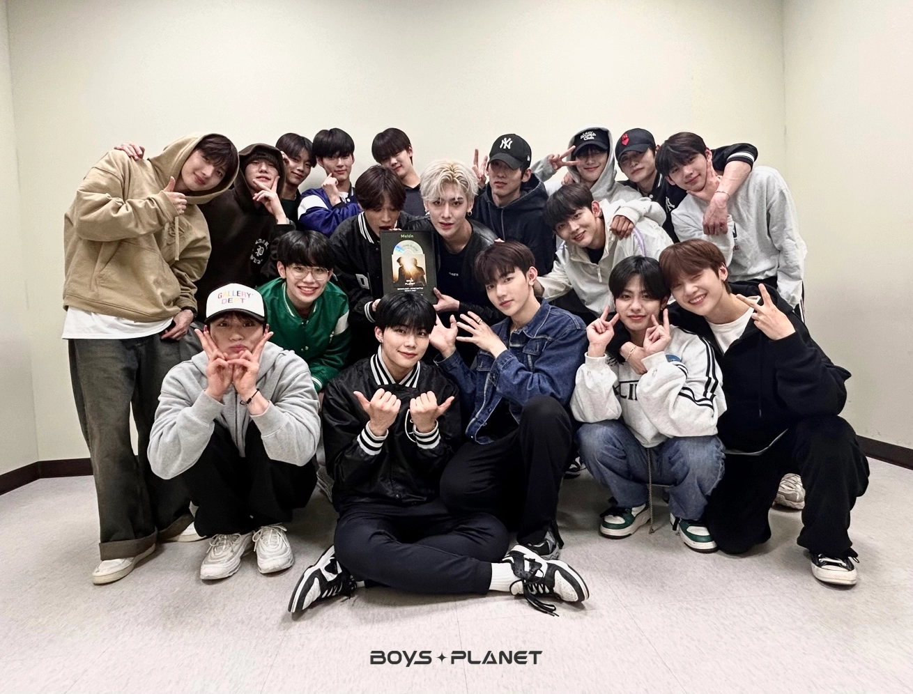 [잡담] 스크들 캠프파이어 하는 중 | 인스티즈