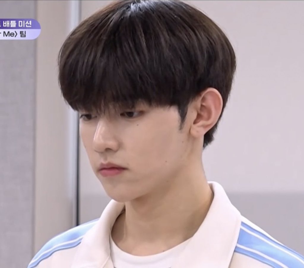 [잡담] 나 장하오 이 사진 볼 때마다 생각나는 웹툰 캐릭터 있는데 | 인스티즈