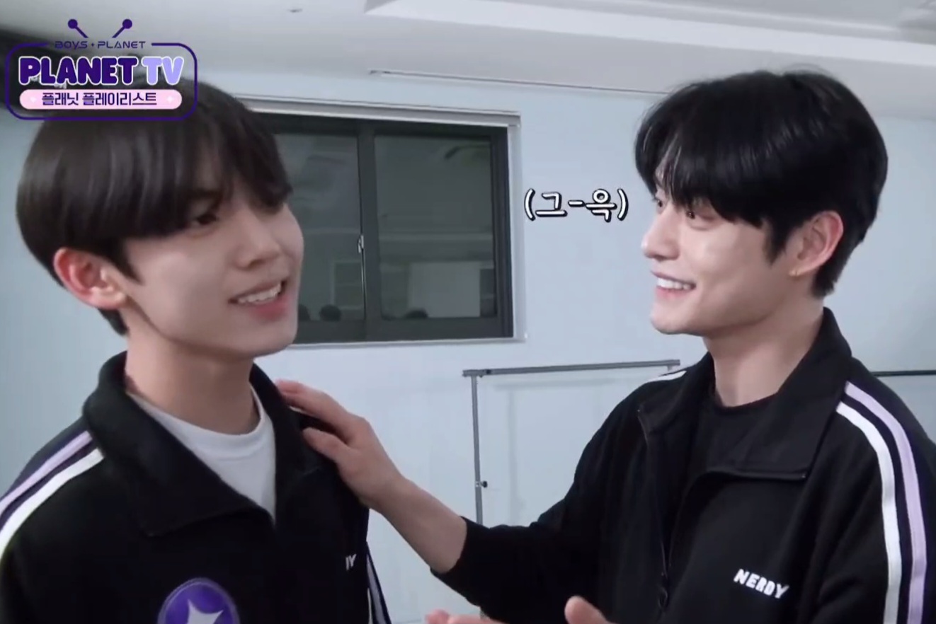 ㄱ [잡담] 즁윶은 무슨 떡밥이 터지든 이 시선 하나가 제일 고자극이야 | 인스티즈