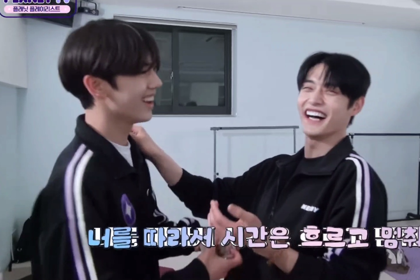 ㄱ [잡담] 즁윶은 무슨 떡밥이 터지든 이 시선 하나가 제일 고자극이야 | 인스티즈