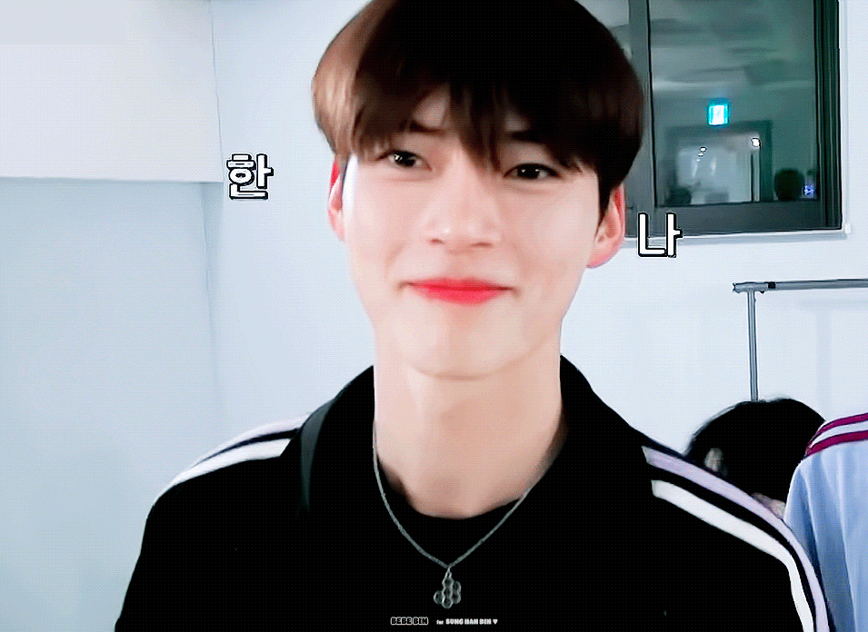 [잡담] 성한빈이 날 힘들게 한다… | 인스티즈