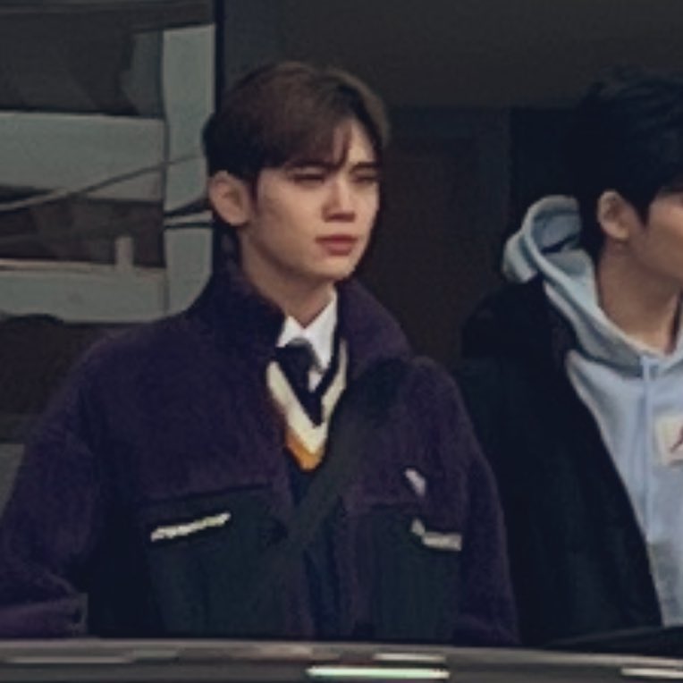 [잡담] 생방 김태래 헤어 이렇게 했으면 좋겠다 | 인스티즈