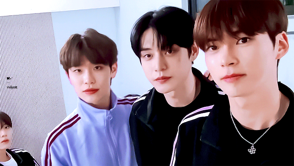 [잡담] 한 달 후 여기 잡힌 애들이 그대로 데뷔 자컨에 나오길 | 인스티즈