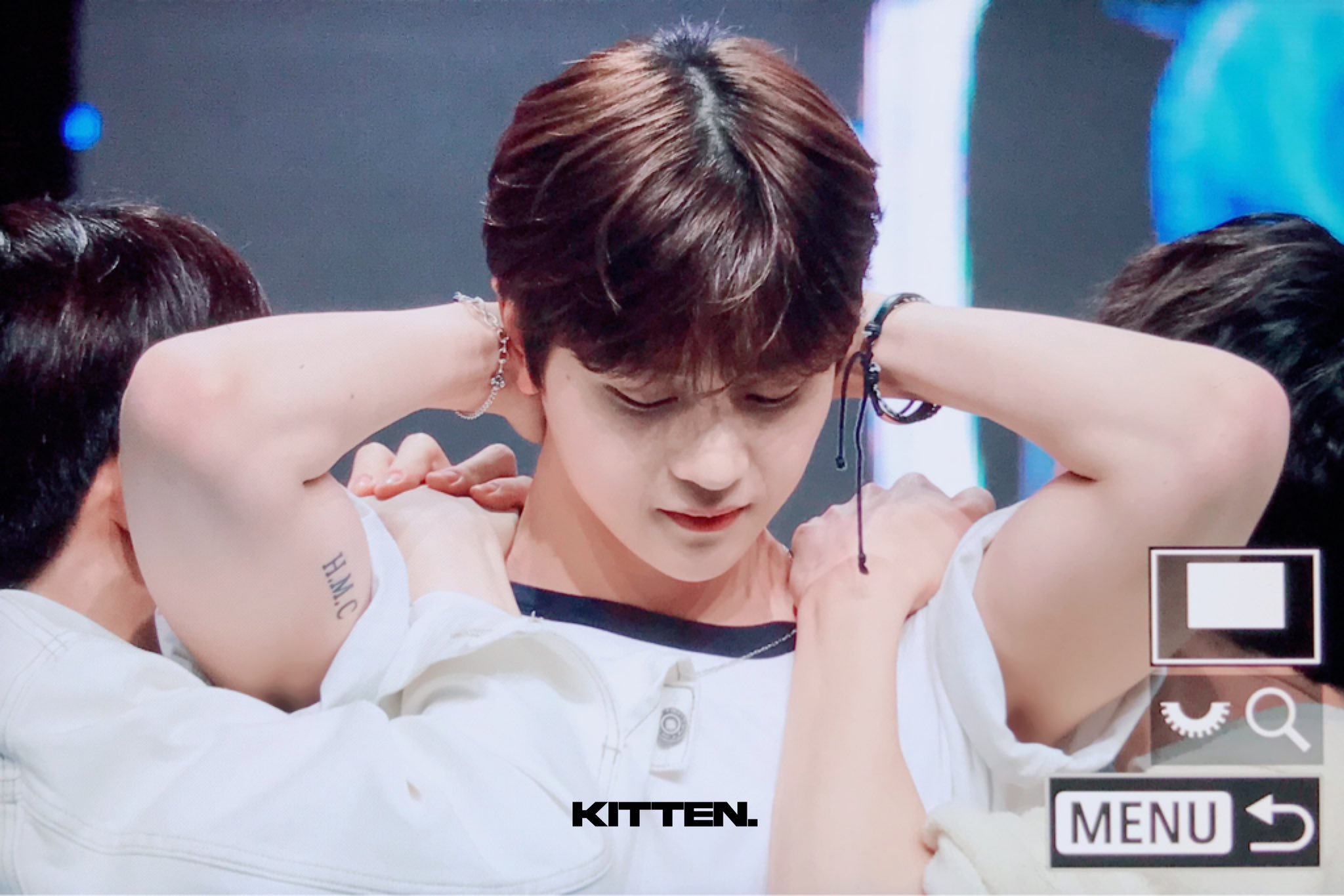 [잡담] 보자마자 홀리듯 저장한 흰색 제일 잘어울리는 보플 3명 | 인스티즈