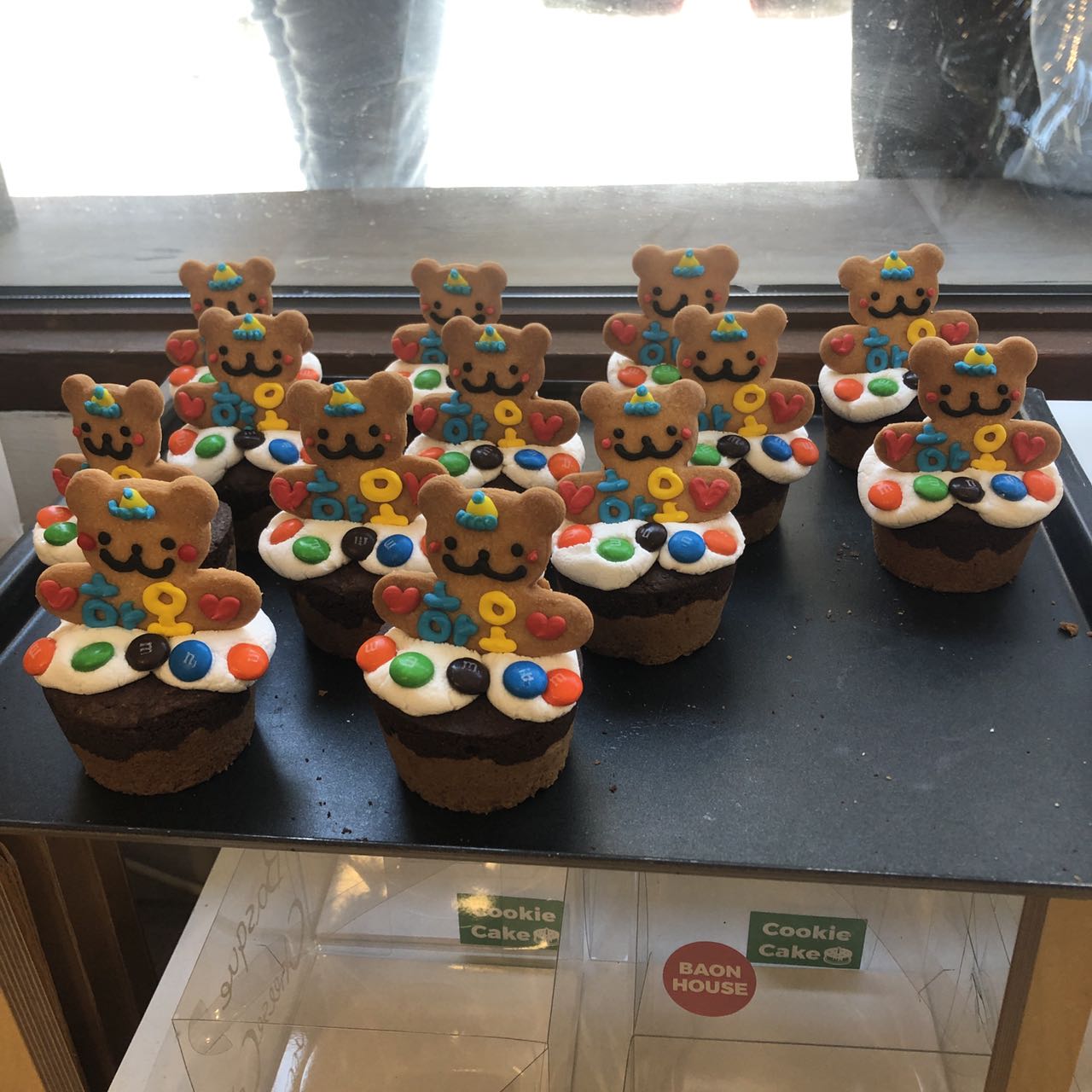 [잡담] 장하오 데뷔응원 카페 오늘 하는데 디저트 귀여워 | 인스티즈