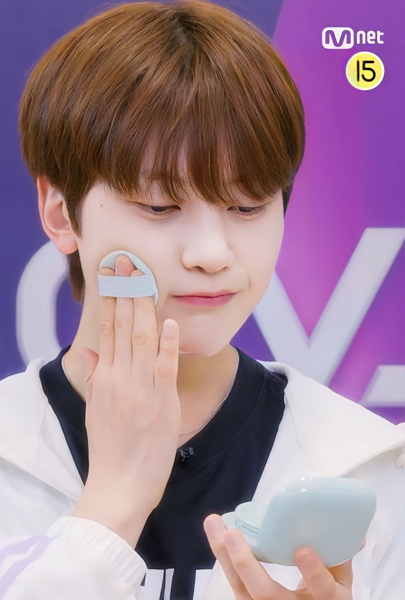 [잡담] 매튜야 누가 쿠션을 이렇게 발라요... | 인스티즈