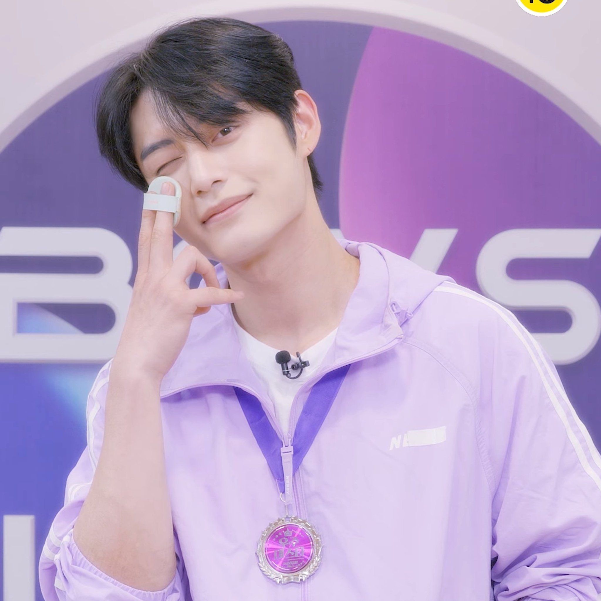 [잡담] 김지웅만 우주대스타? 이거 뭐지 | 인스티즈