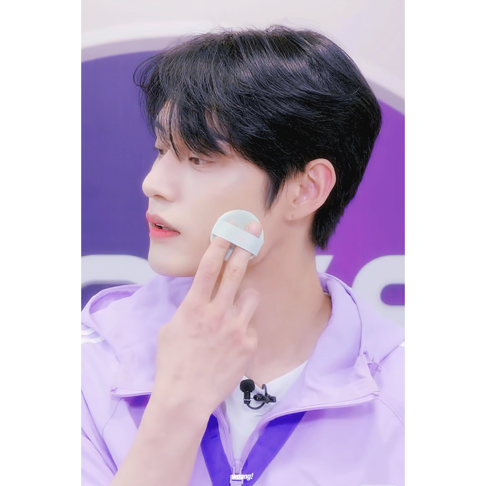 [잡담] 김지웅 잘생겼는데 진짜 예쁨도 잇다니깐…. | 인스티즈