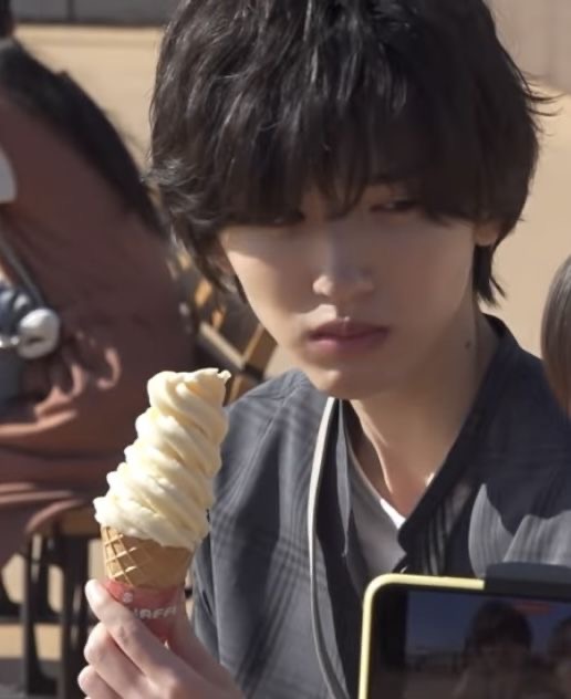 [잡담] 새벽이기도 하니 조용히 제 취향들을 뿌리고 가겠습니다 | 인스티즈