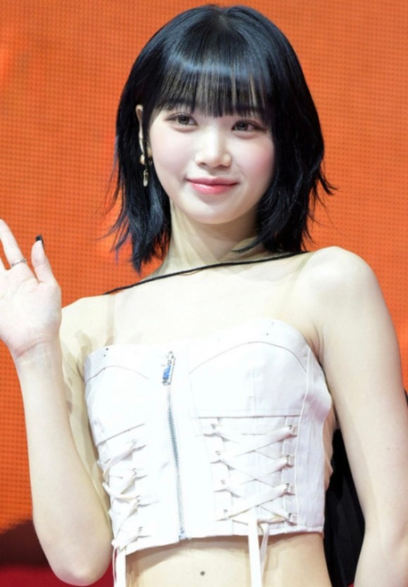[잡담] 채원 같은 머리 펌해야하나...? 넘무 입뻐... - 인스티즈(instiz) 연예 카테고리