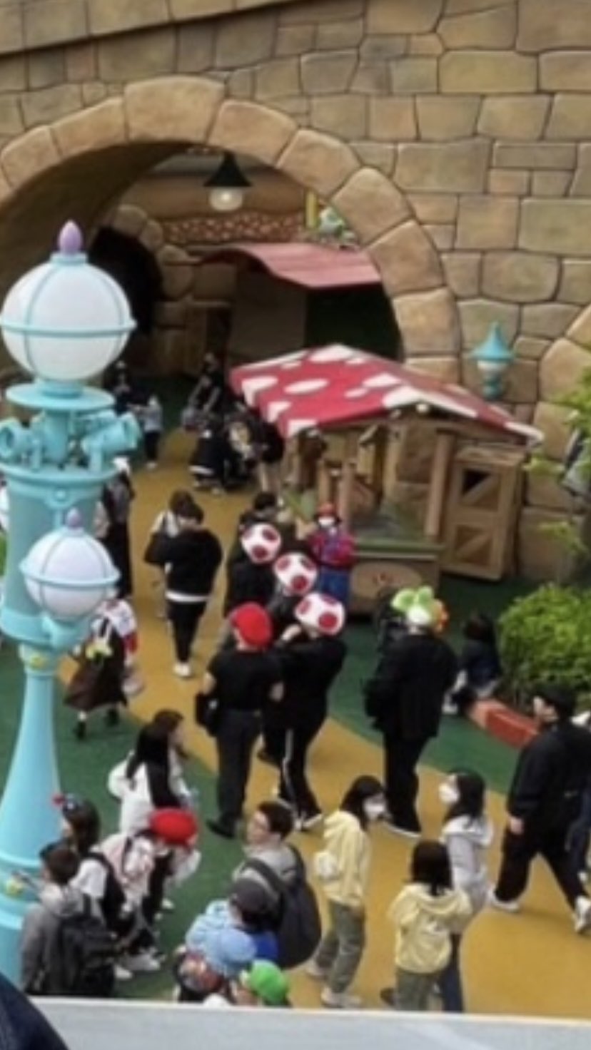 마리오 테마파크 놀러 간 아이돌 그룹ㅋㅋㅋㅋㅋ.jpg | 인스티즈