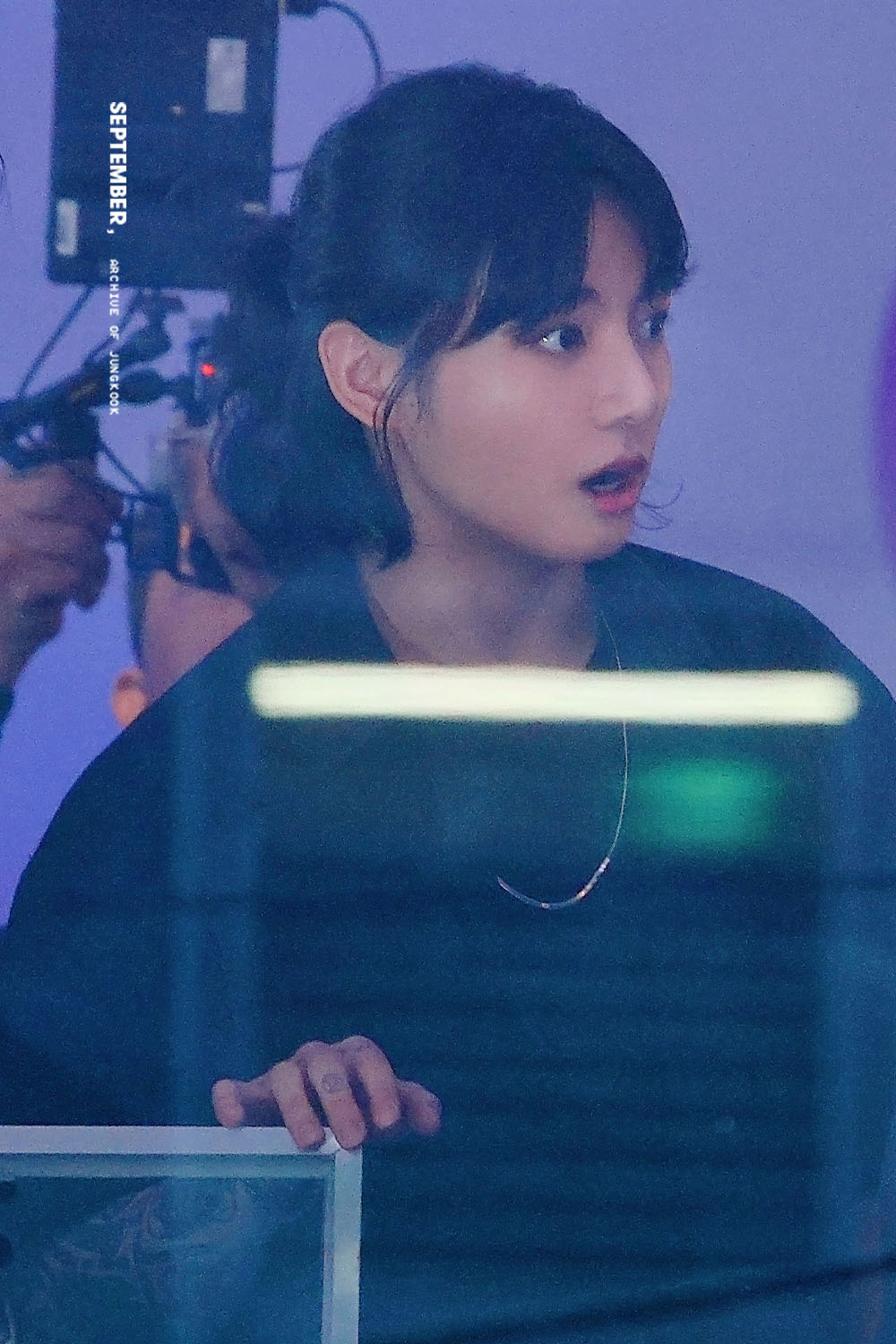 [잡담] 정국 장발 반묶음하고 행사장 왔던 날 진짜 이뻤네ㅋㅋㅋㅋ | 인스티즈