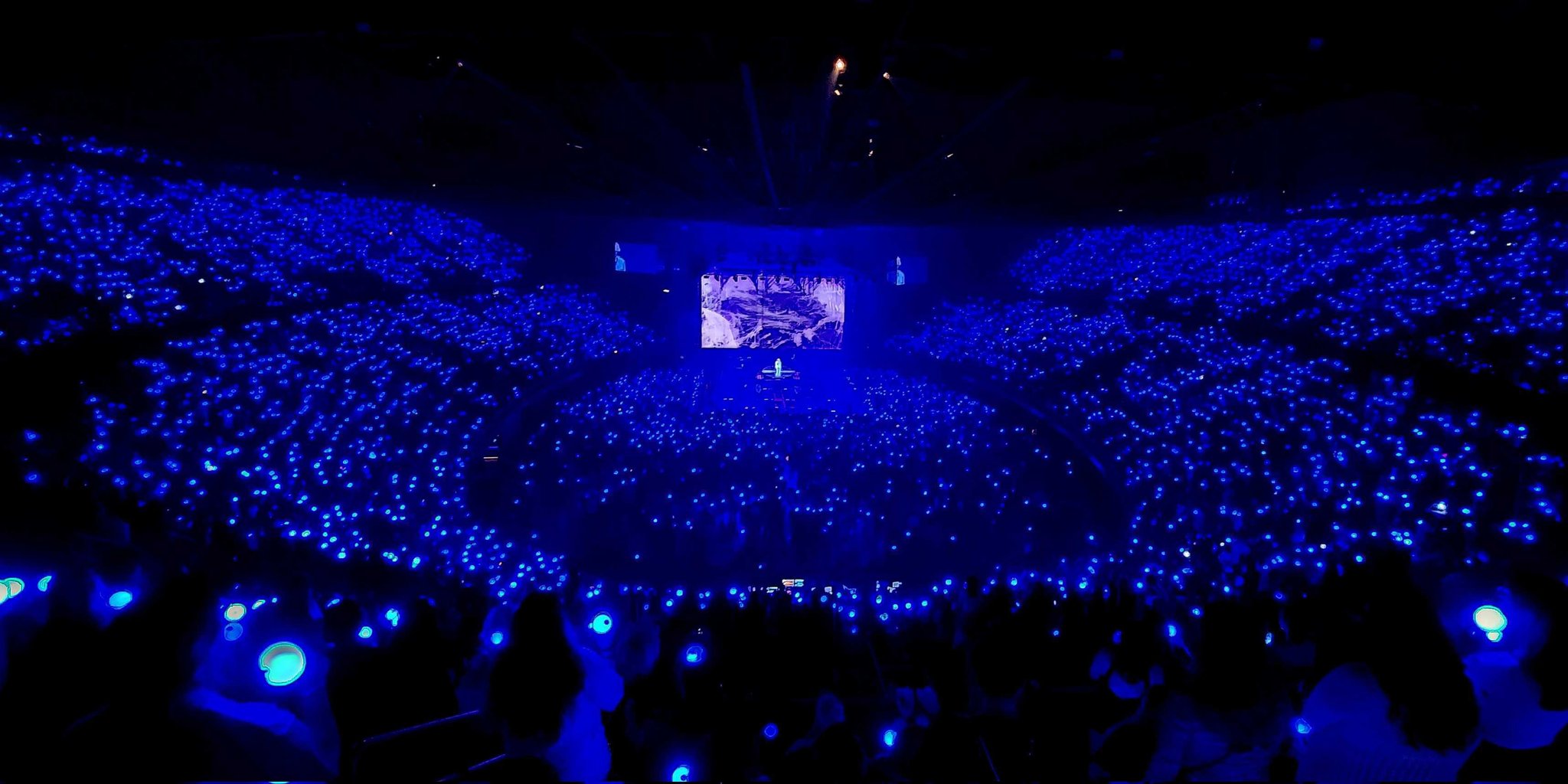 [잡담] 오늘도 슈가 솔콘은 예쁘다💜 | 인스티즈