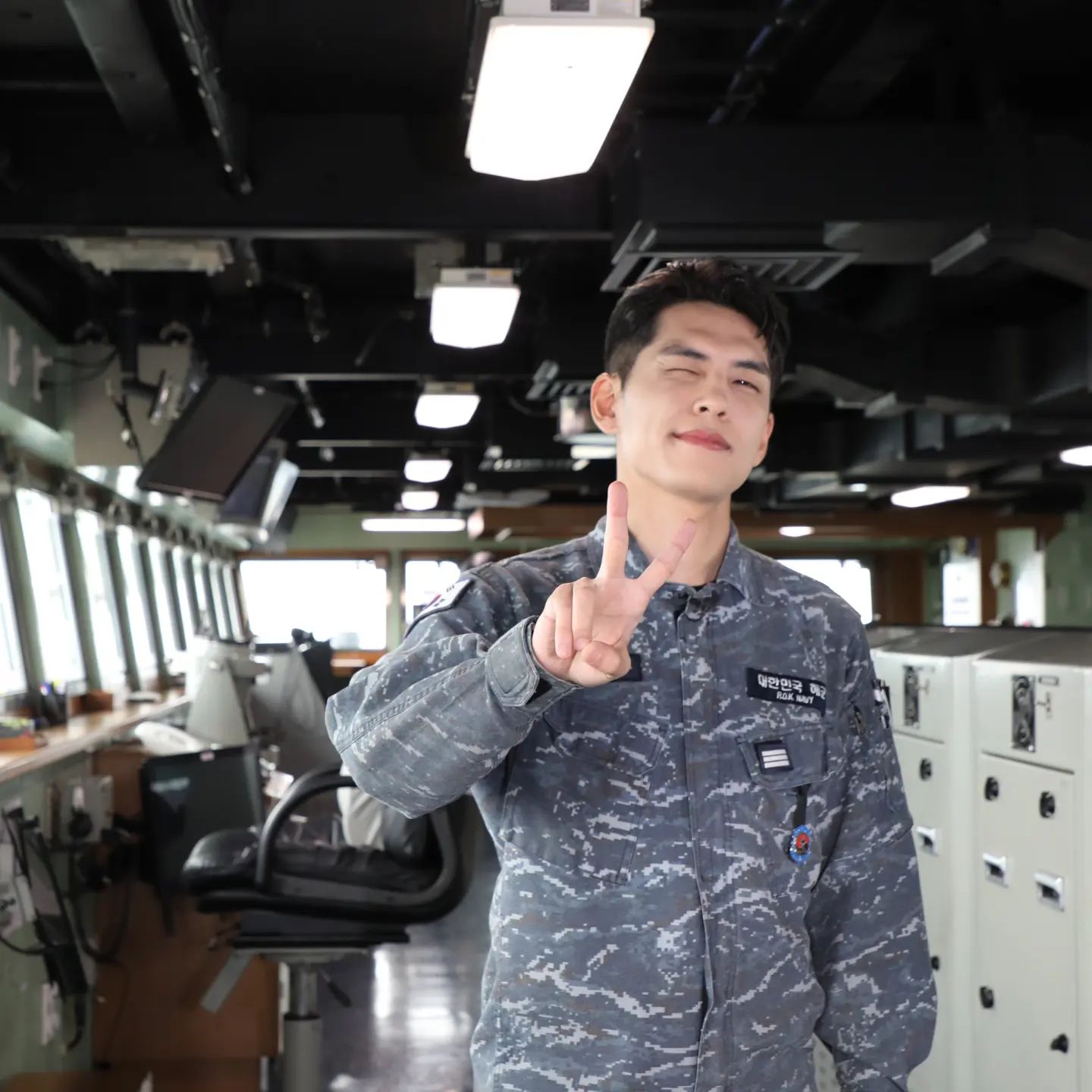 [잡담] 어떤 해군이 이렇게 깜찍해요 (ㅈㅇ 데이식스 원필) | 인스티즈