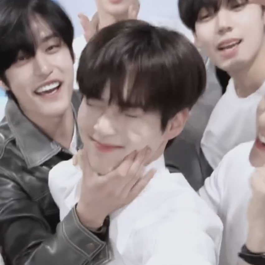 [잡담] 성한빈 ㅁ ㅣ친다(오늘 요약) | 인스티즈