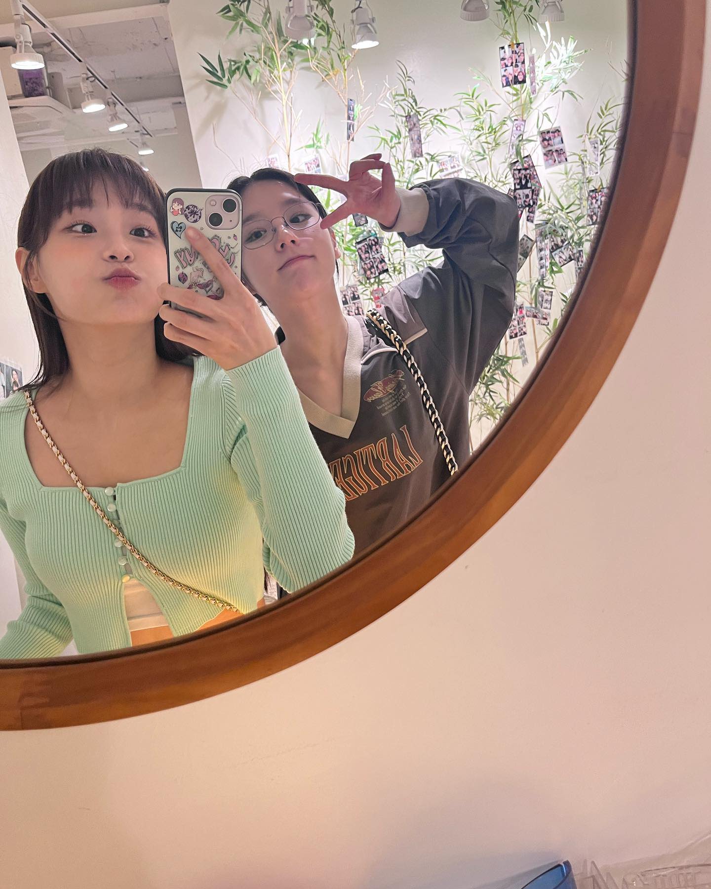 [잡담] 전희진 김지우 투샷..... 나 진짜 눈물만 | 인스티즈