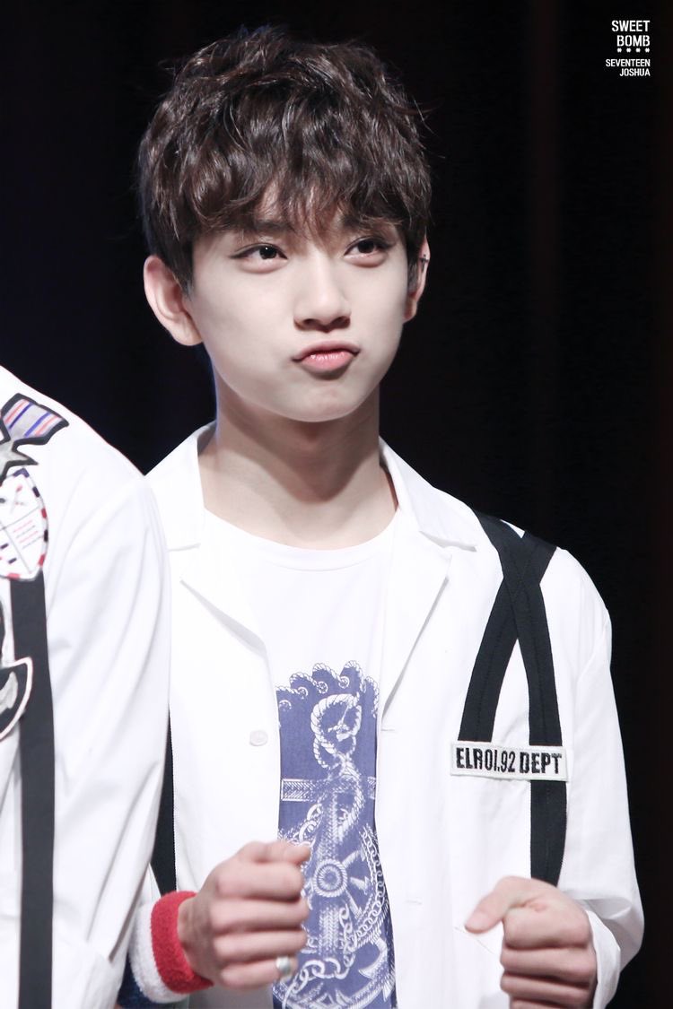 [잡담] 와 이때 조슈아 지이이인짜 귀엽다 | 인스티즈