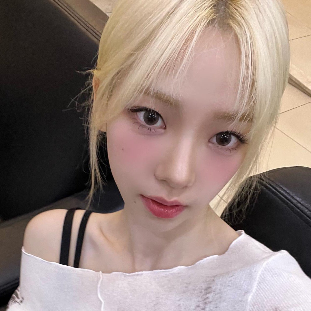 [잡담] 카리나 렌즈 뭘까... | 인스티즈