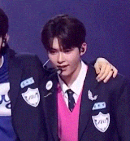 [잡담] 성한빈 애교 진짜너무 많아서 죽을것 같음하 | 인스티즈