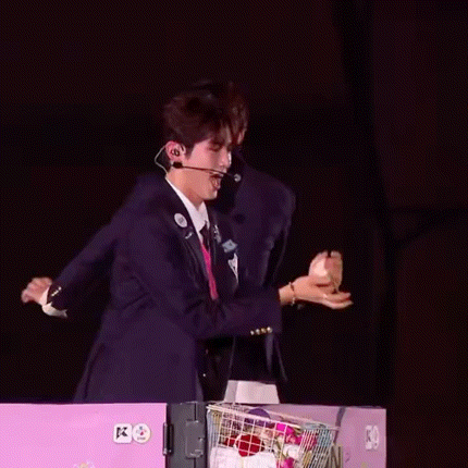 [잡담] 성한빈 애교 진짜너무 많아서 죽을것 같음하 | 인스티즈