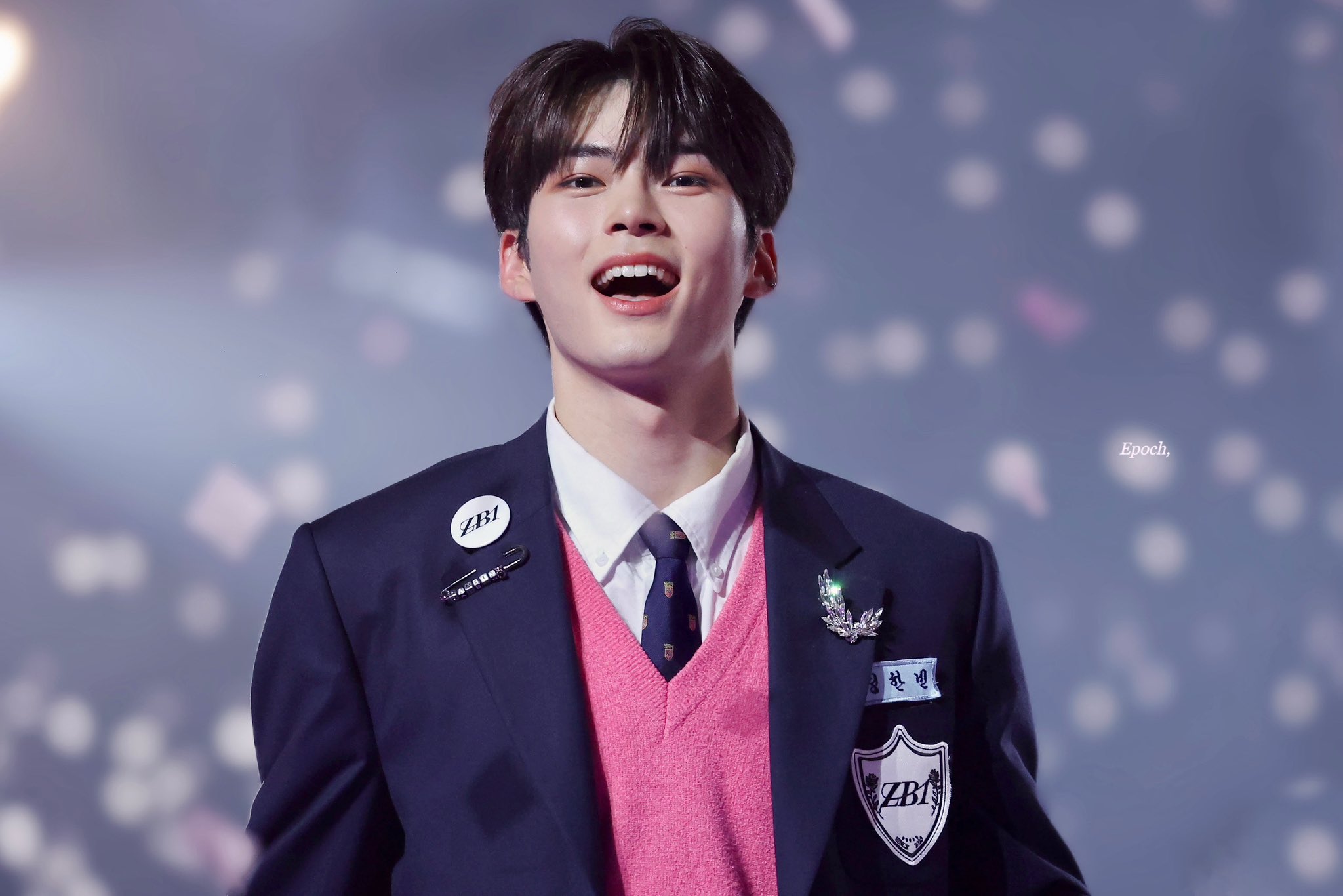 [잡담] 오늘도 성한빈 짤줍 시작하기.. | 인스티즈