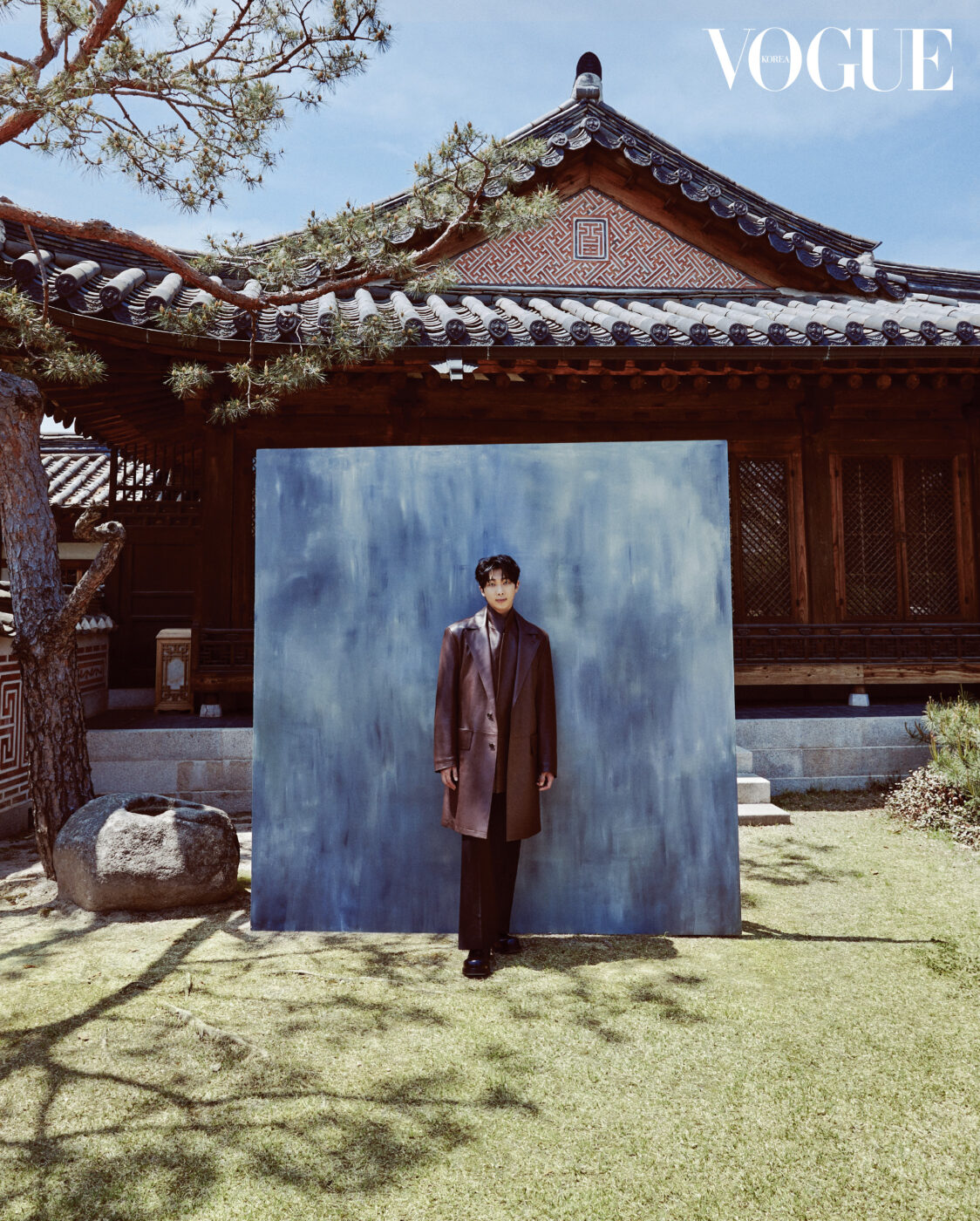 [잡담] 아니 알엠 보그 화보 진심 대통령 관저 같음 | 인스티즈