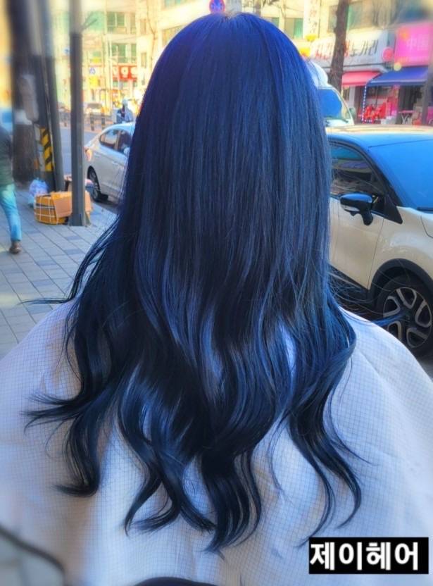 나 파란색으로 염색할랴고 하는뎅 | 인스티즈