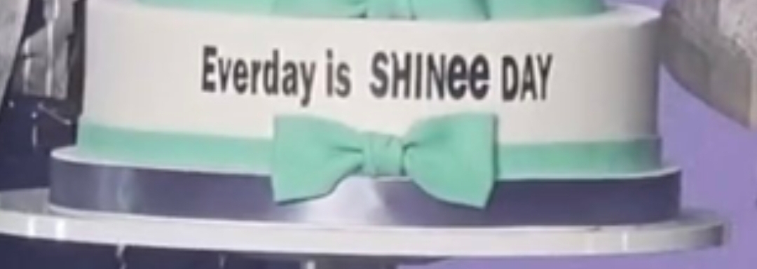 [잡담] SM 샤이니팀엔 영어를 할줄아는 스탭이 아무도 없나? | 인스티즈