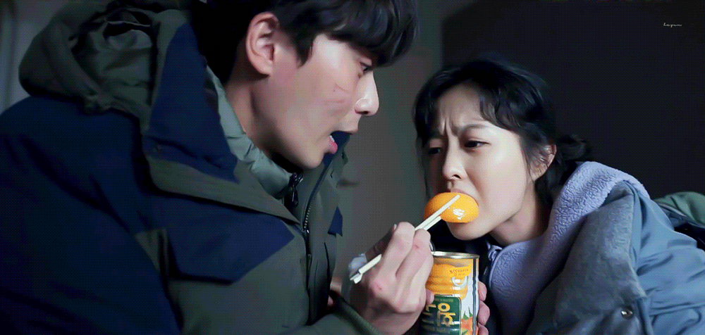 [잡담] 박서준이 박보영 황도 먹여주는 거 봐.... | 인스티즈